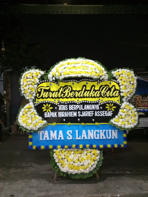 Papan Bunga Duka di Bukit Malintang